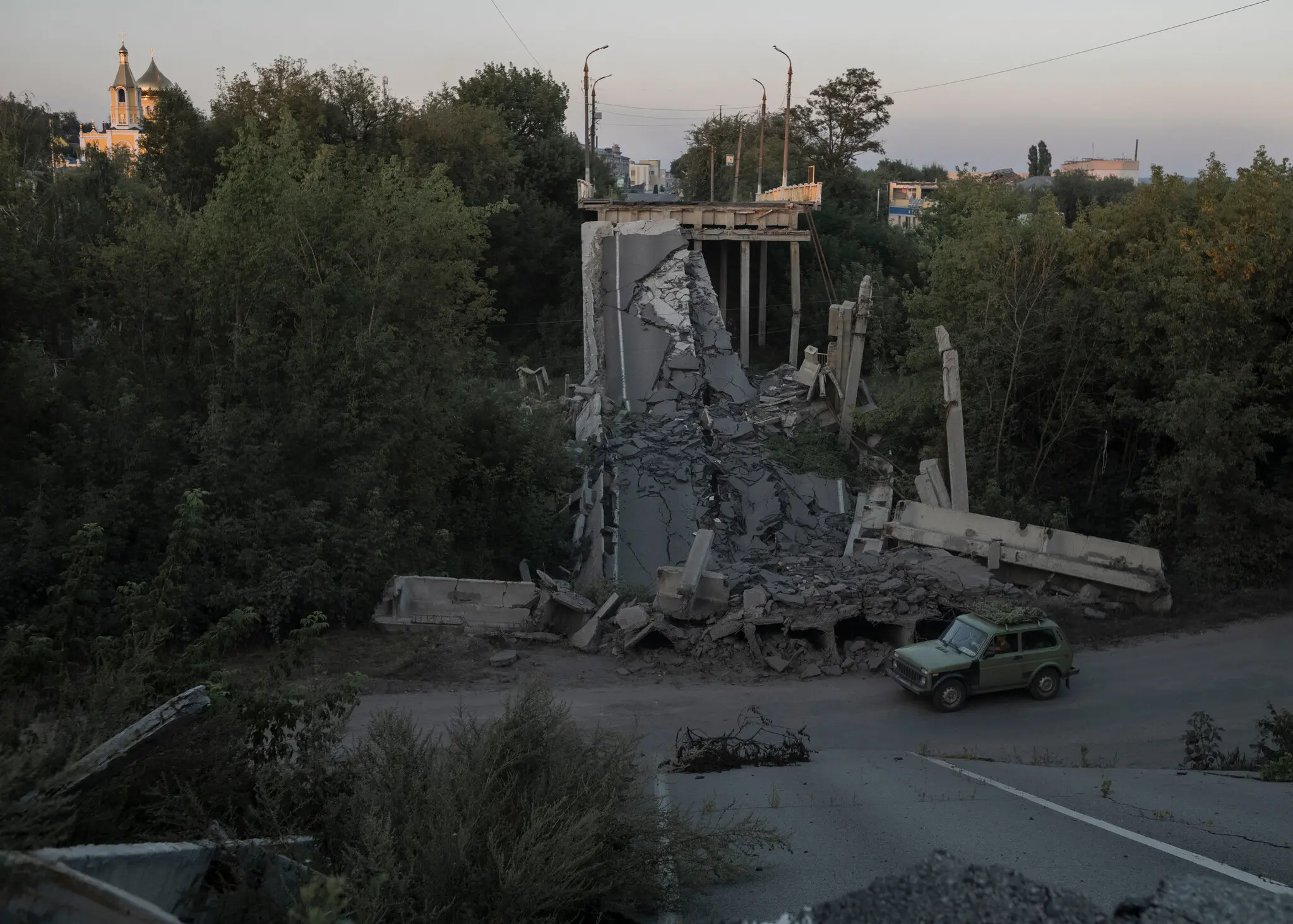 Битва за Куп’янськ: Москва заявляє про «половину міста», Київ заперечує